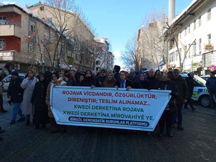 Bingöl’de Rojava için protesto yürüyüşü: 'Kürt halkı yalnız değildir'