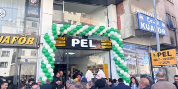 Bingöl'de mühendis vizyonuyla yeni soluk: Pel Kırtasiye & Ozalit hizmete açıldı