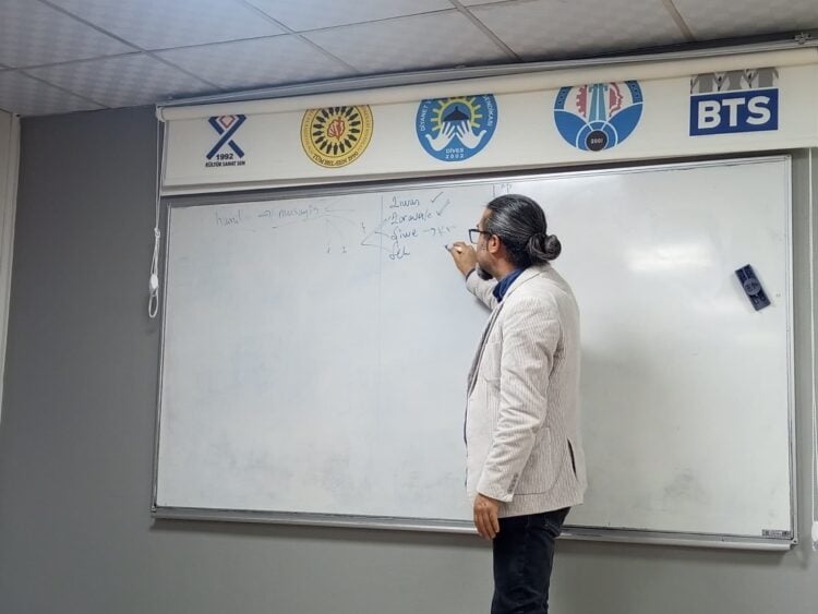 Bingöl'de Anadili Etkinlikleri | Mursel Bek: "Her evi bir okula çevirmeliyiz"