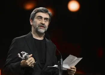 Emin Alper, Berlinale'de Demirtaş'a ve Kürtlere seslendi: Yalnız değilsiniz