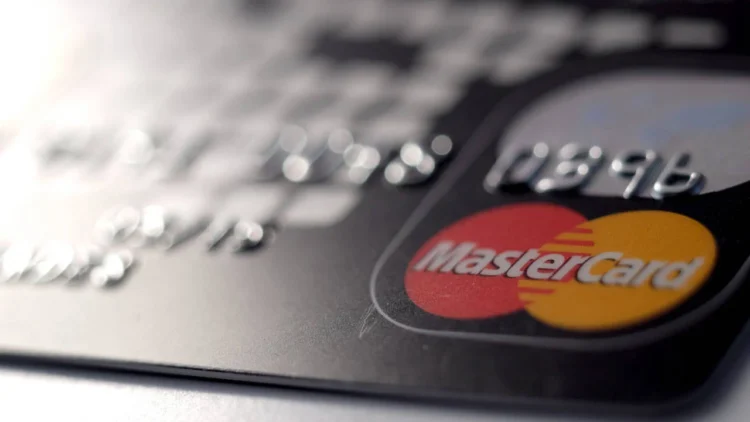 Kredi kartı limitleri düşüyor mu? Kimler etkilenecek, kesinti nasıl yapılacak?
