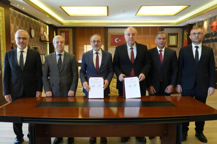 Bingöl ve Munzur Üniversiteleri arasında iş birliği protokolü