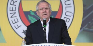 Aziz Yıldırım'dan Fenerbahçe camiasına 'şampiyonluk' mesajı: "Ah vah etmeye gerek yok"
