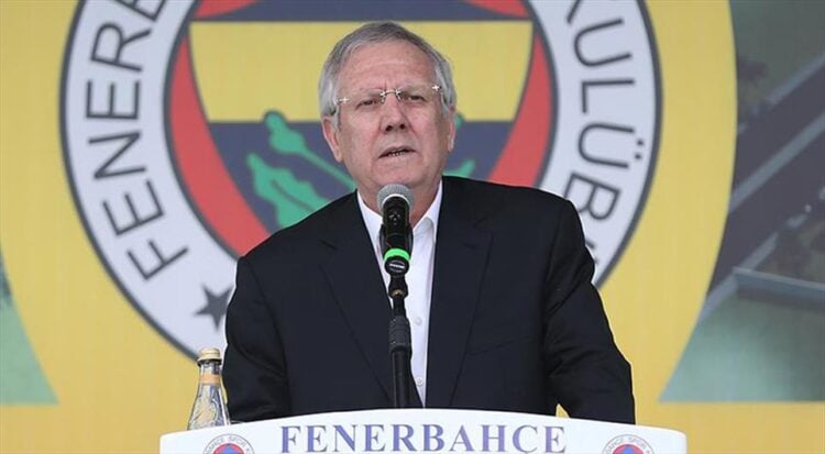 Aziz Yıldırım'dan Fenerbahçe camiasına 'şampiyonluk' mesajı: "Ah vah etmeye gerek yok"