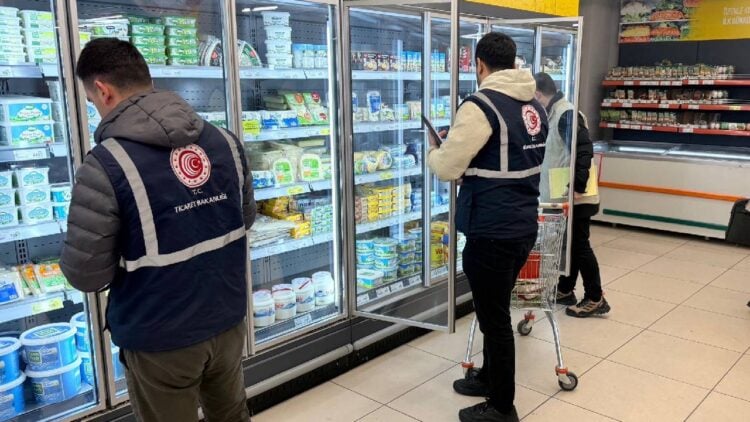 Bingöl’de market ve restoranlara sıkı takip: Şubat ayında 12 bin ürün denetlendi