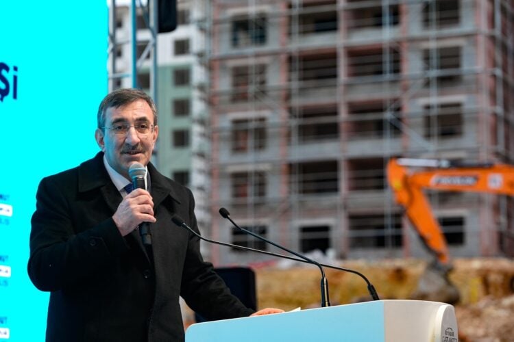 Cevdet Yılmaz: Türkiye ekonomisi 2025'te yüzde 3,6 büyüdü