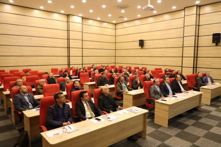 Bingöl’de deprem dirençli yapı hamlesi: Sismik izolatör teknolojisi masaya yatırıldı