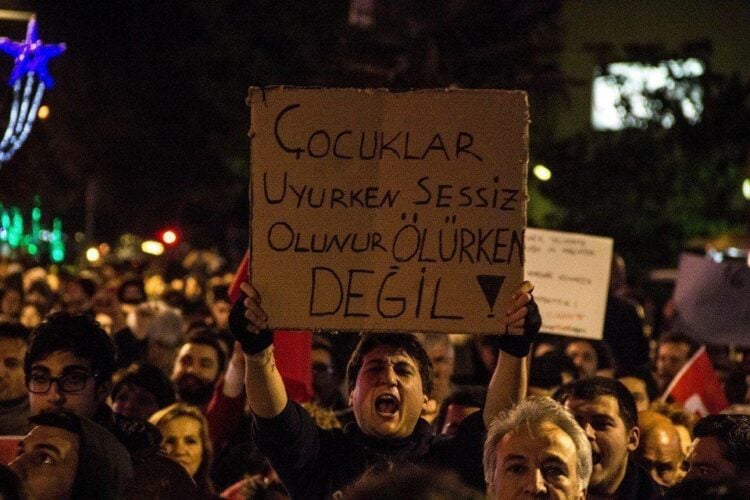 FİSA raporu: 2025 yılında en az 892 çocuk 'önlenebilir' nedenlerle yaşamını yitirdi