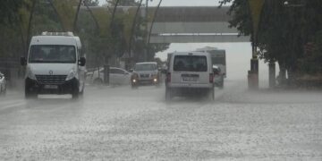 Bingöl için 'sarı kod' uyarısı: Kuvvetli sağanak ve çamur şeklinde yağış bekleniyor