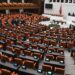 Doğum izni ve sosyal medya düzenlemesi Meclis’ten geçti: 15 yaş altına yasak geliyor