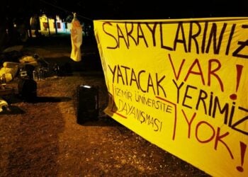 Gençler 19 Mayıs'ı ekonomik kaygılar ve işsizlik gölgesinde karşılıyor