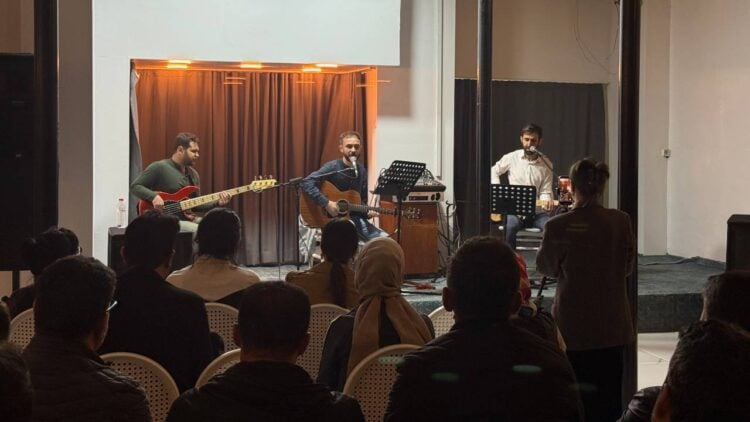 Ciwan Adar, Bingöl Kültür ve Sanat Derneği’nde sahne aldı