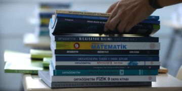 Milli Eğitim’de kavramsal dönüşüm: Ders kitaplarında 'Türkistan', 'Doğu Roma' ve 'Mavi Vatan' dönemi