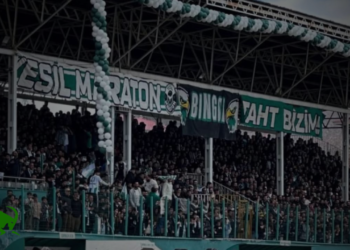 12 Bingölspor için verilen sözler tutulmadı, taraftarlar tepki gösterdi