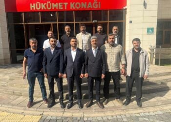 Mesut Kurtaran mazbatasını aldı: Bingöl Esnaf Odaları Birliği’nde yeni dönem resmen başladı
