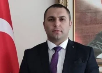 Yedisu Kaymakamı Değişti! Yedisu’nın Yeni Kaymakamı Emrah Özbek Kimdir?