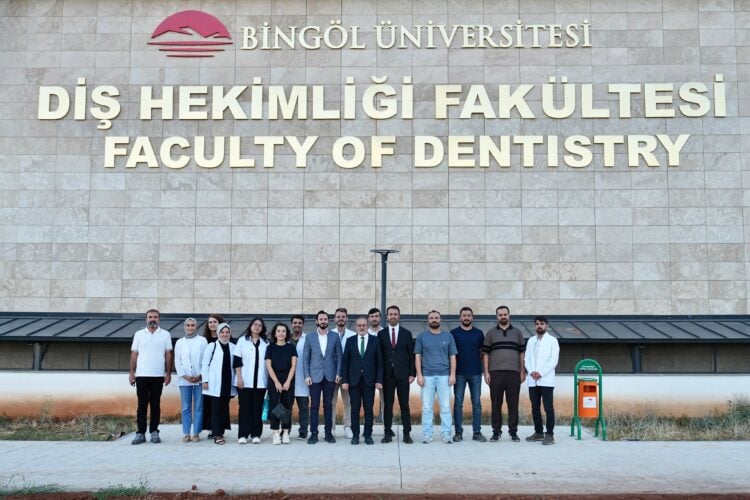Bingöl Üniversitesi Diş Hekimliği Hastanesi hasta kabulüne başladı