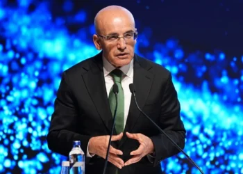 Bakan Şimşek: Emeklilerin maaşları en az enflasyon kadar artacak